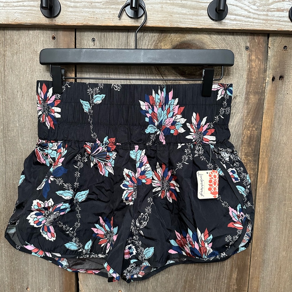 Free People FP Movement The Way Home Floral Combo Athletic Shorts Black Medium